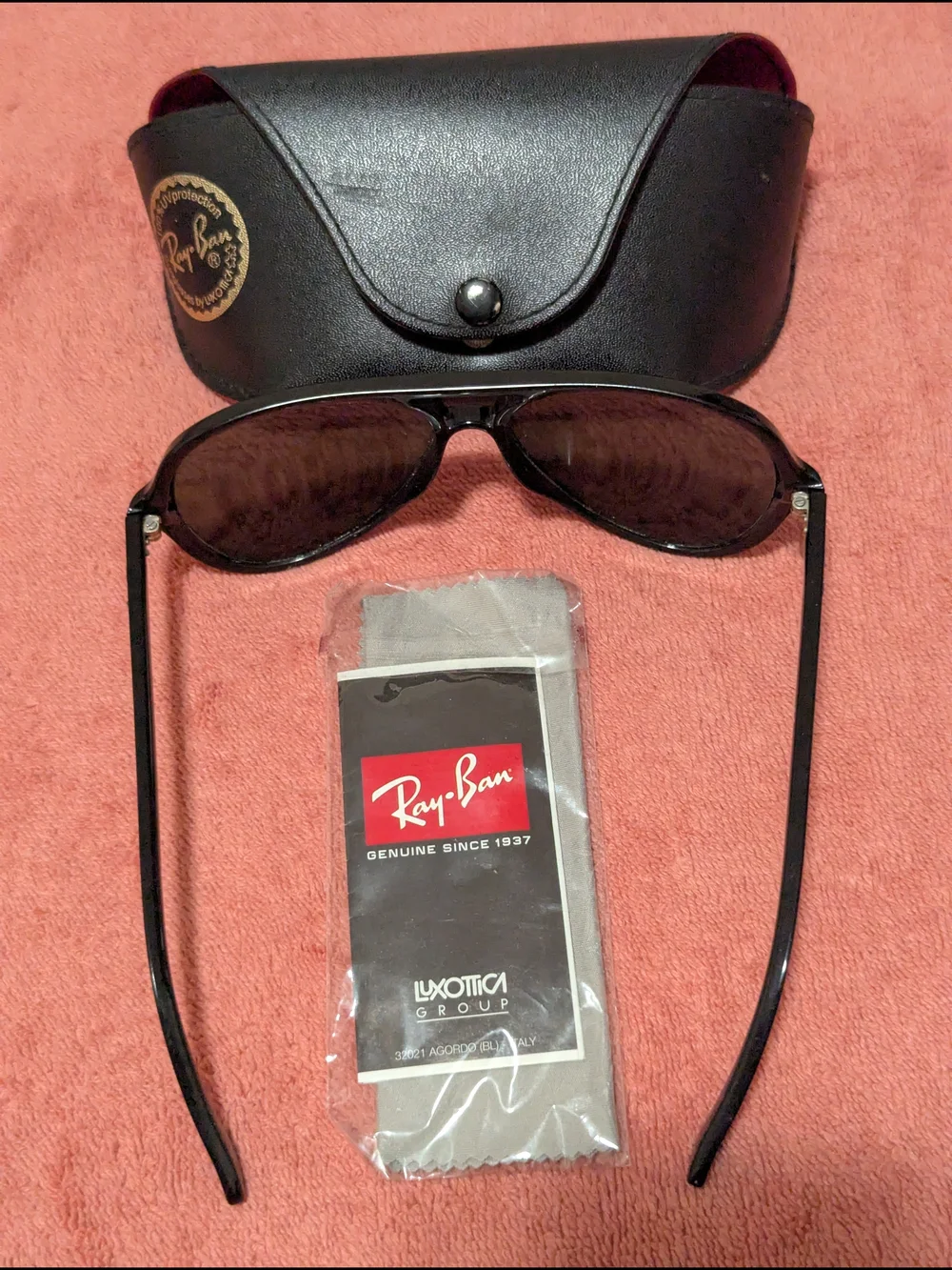 Ray-Ban classic ray